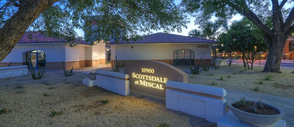 Outside Shot of Center for Aesthetic and Laser Medicine Scottsdale (CALM Scottsdale)Building